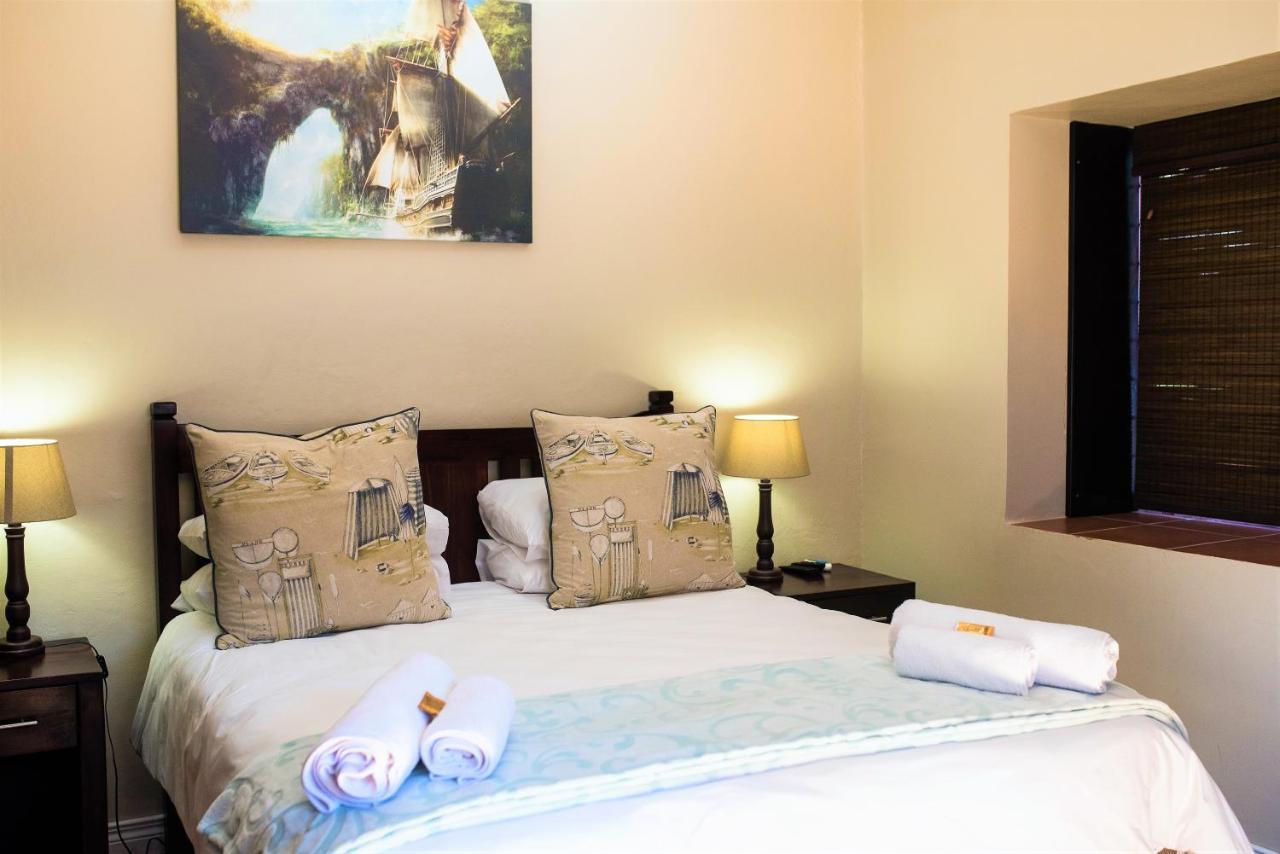 The Tides Inn Bed And Breakfast Durban Esterno foto